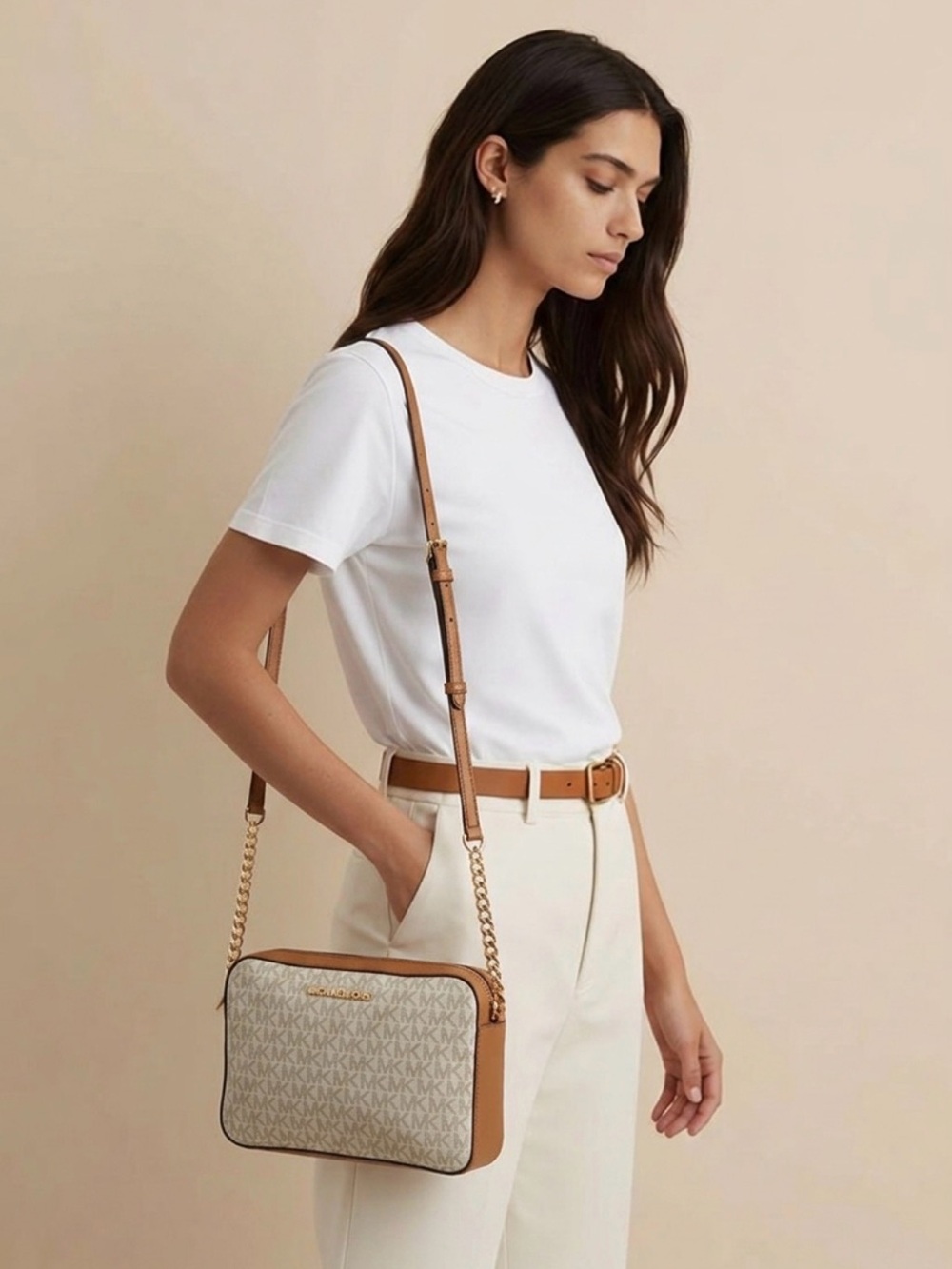 Michael Kors Women's Cream and Tan Signature Crossbody Bag& wallet EUC
